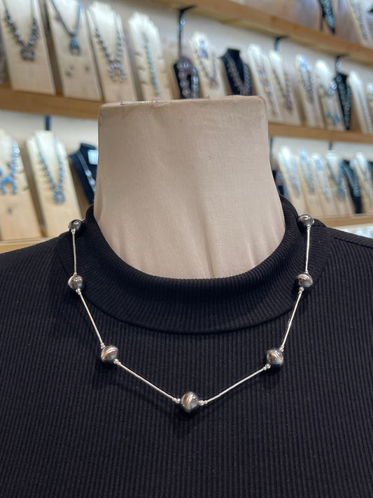 19" 10mm Navajo Style Pearls on Liquid Silver Necklace