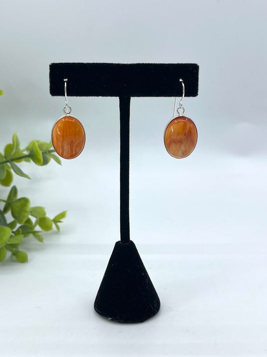 Spiny Oyster Oval Dangle Earrings