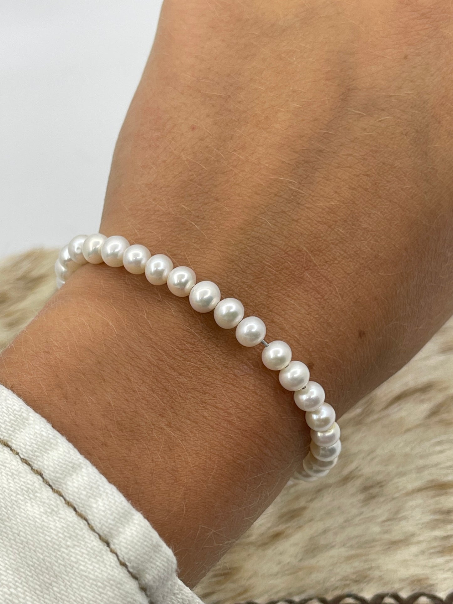 6 3/4" 6mm Fresh Water Pearl Bracelet
