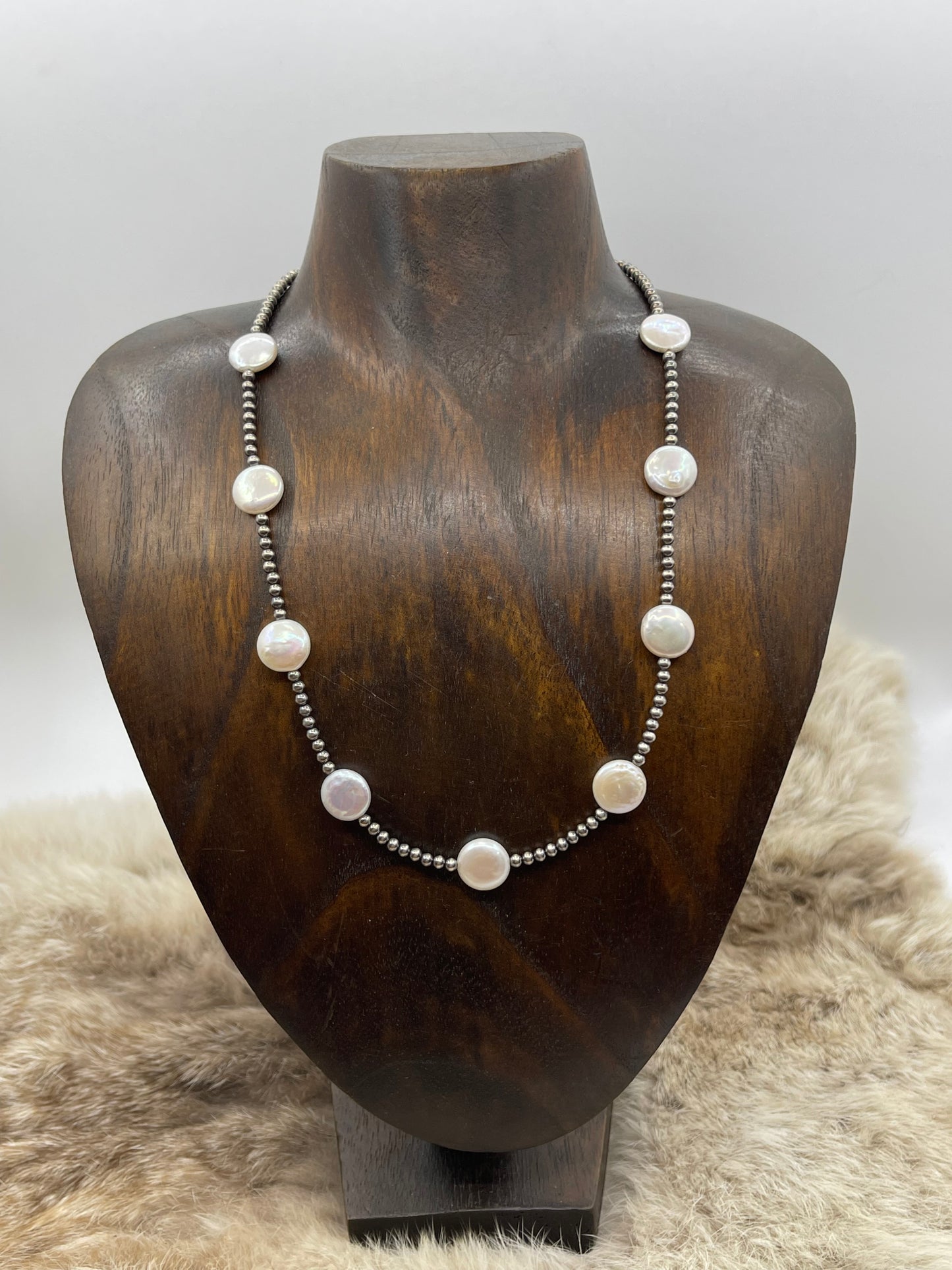 18" 3mm Navajo Style Pearls with Fresh Water Pearls