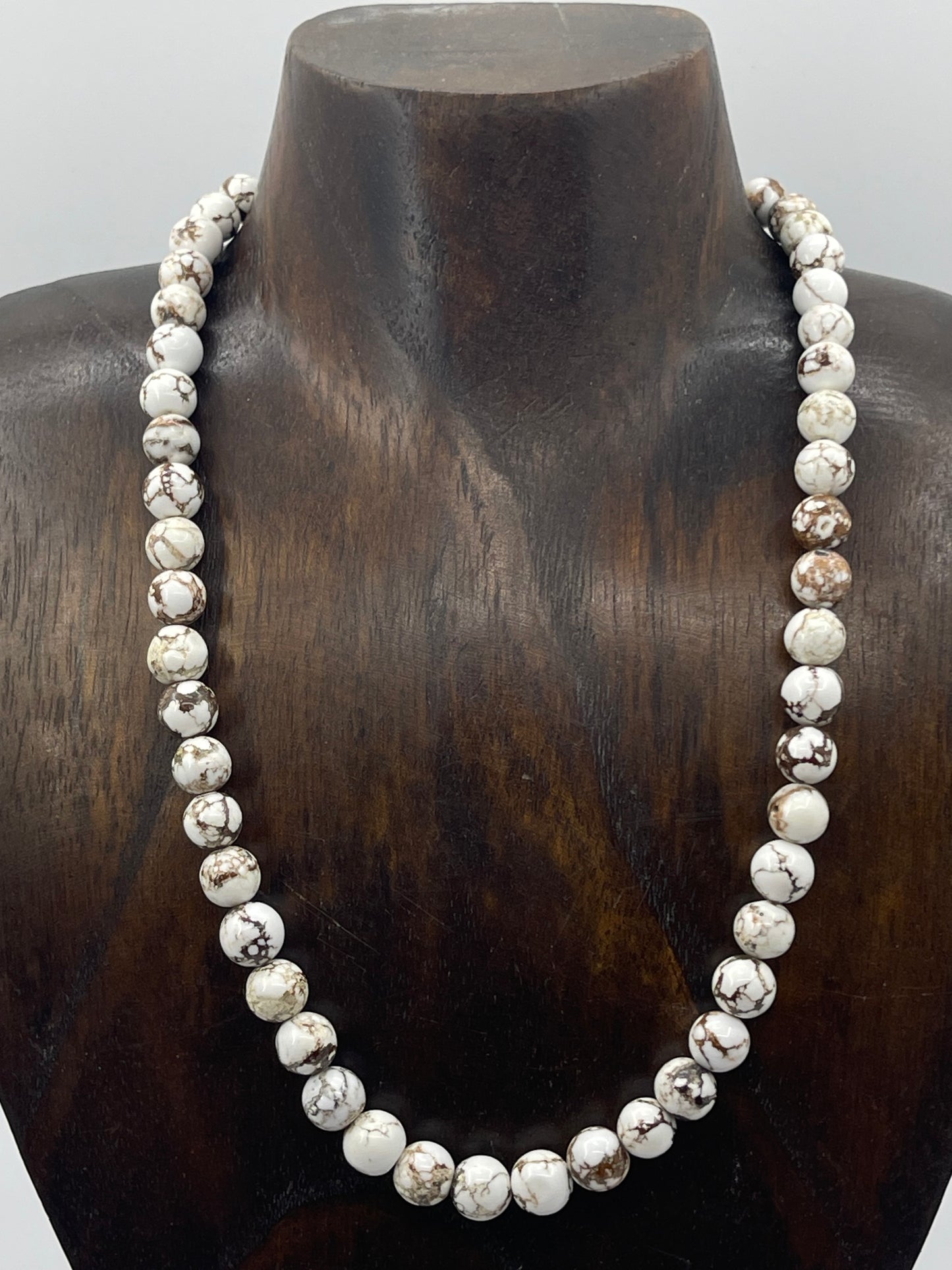 LOT 67 8/30 17" 9mm Wild Horse Beaded Necklace