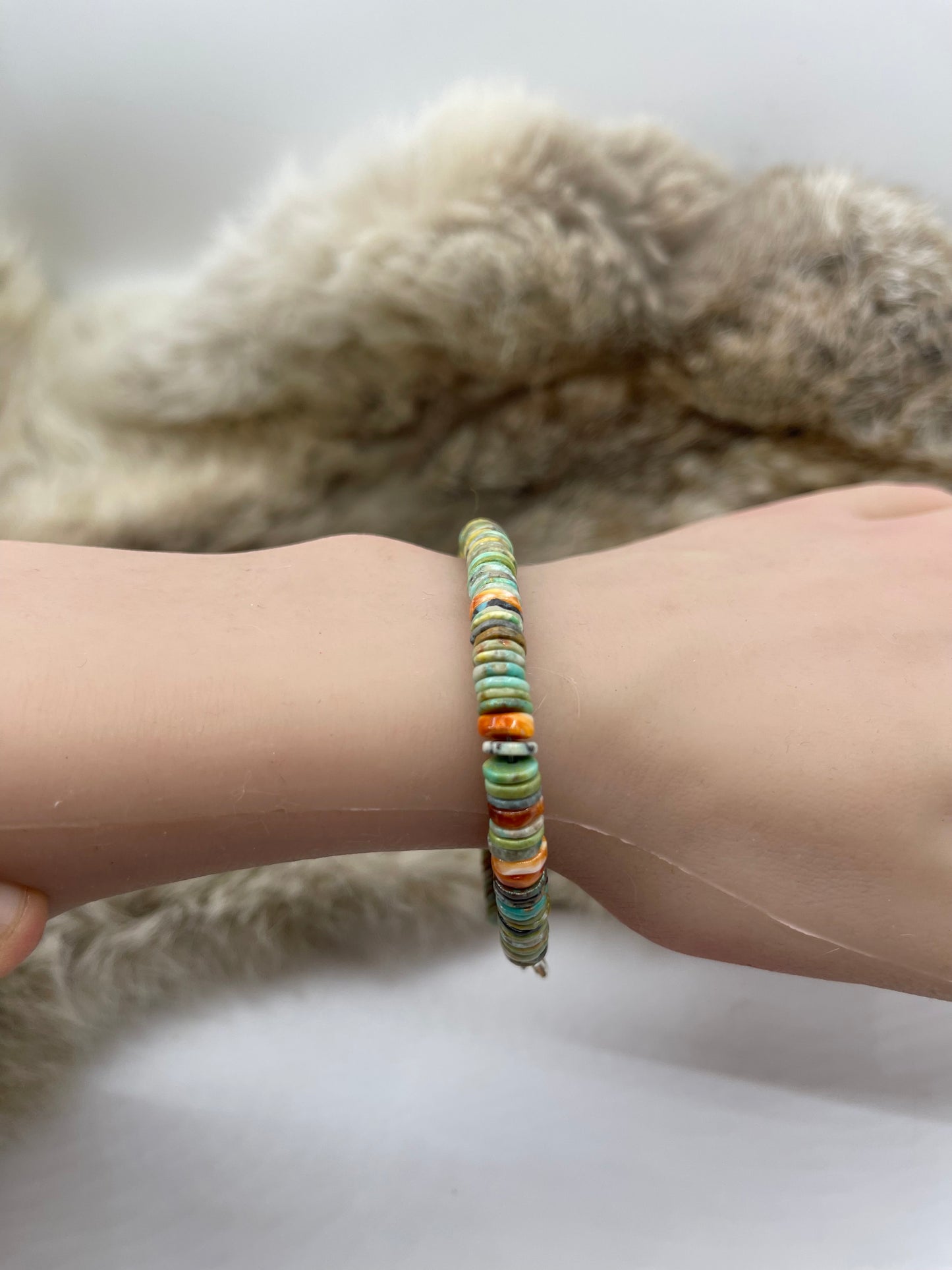 6.75” 5mm Turquoise & Spiny Oyster Heishi Bead Bracelet
