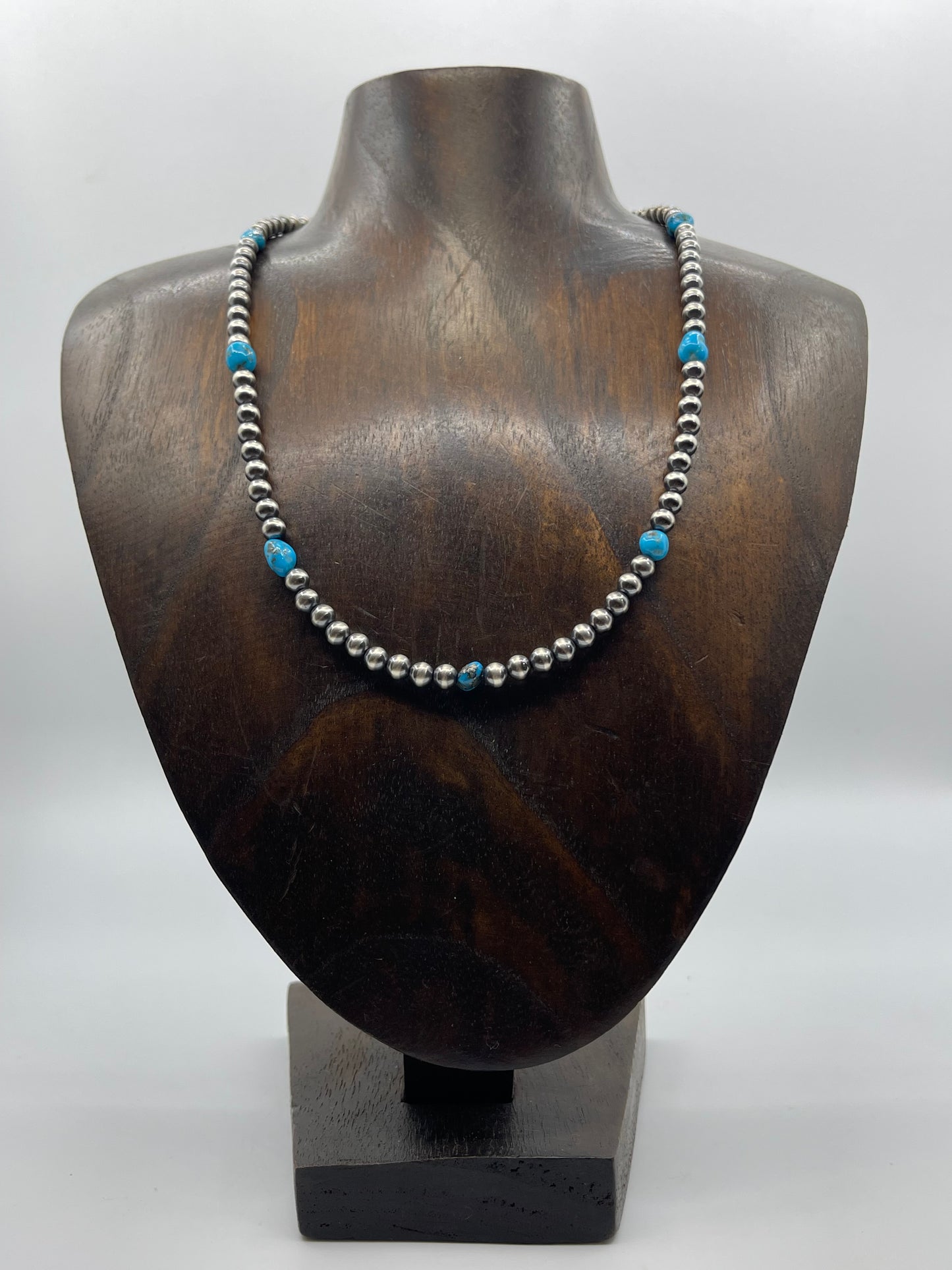 18" 5mm Navajo Style Pearls with Turquoise Chunks Necklace