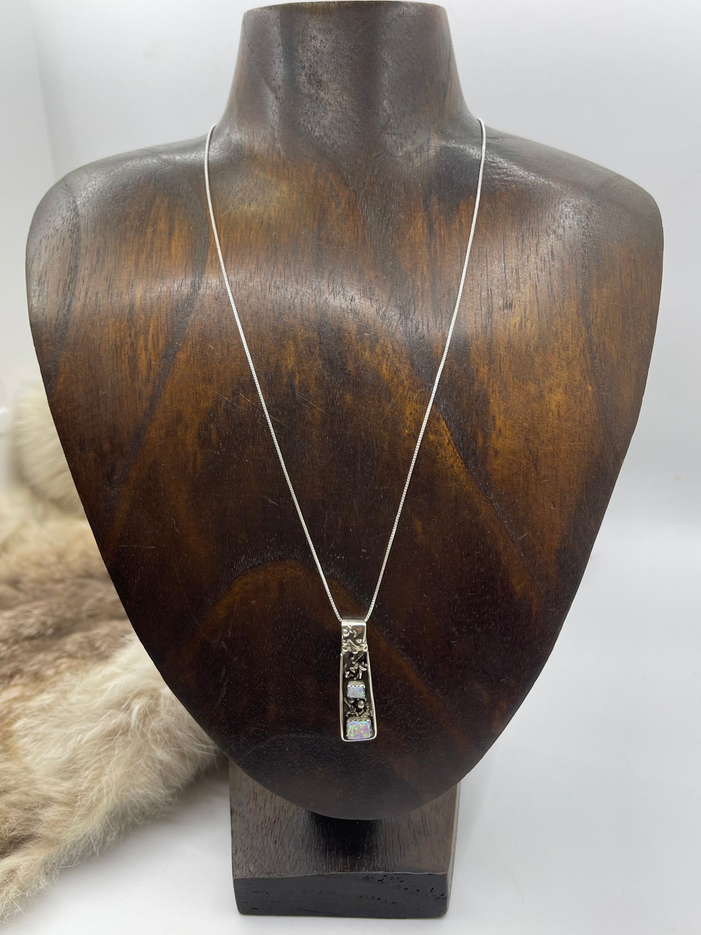 18" Box Chain with Pink Opal 3.5mm Bale Pendant