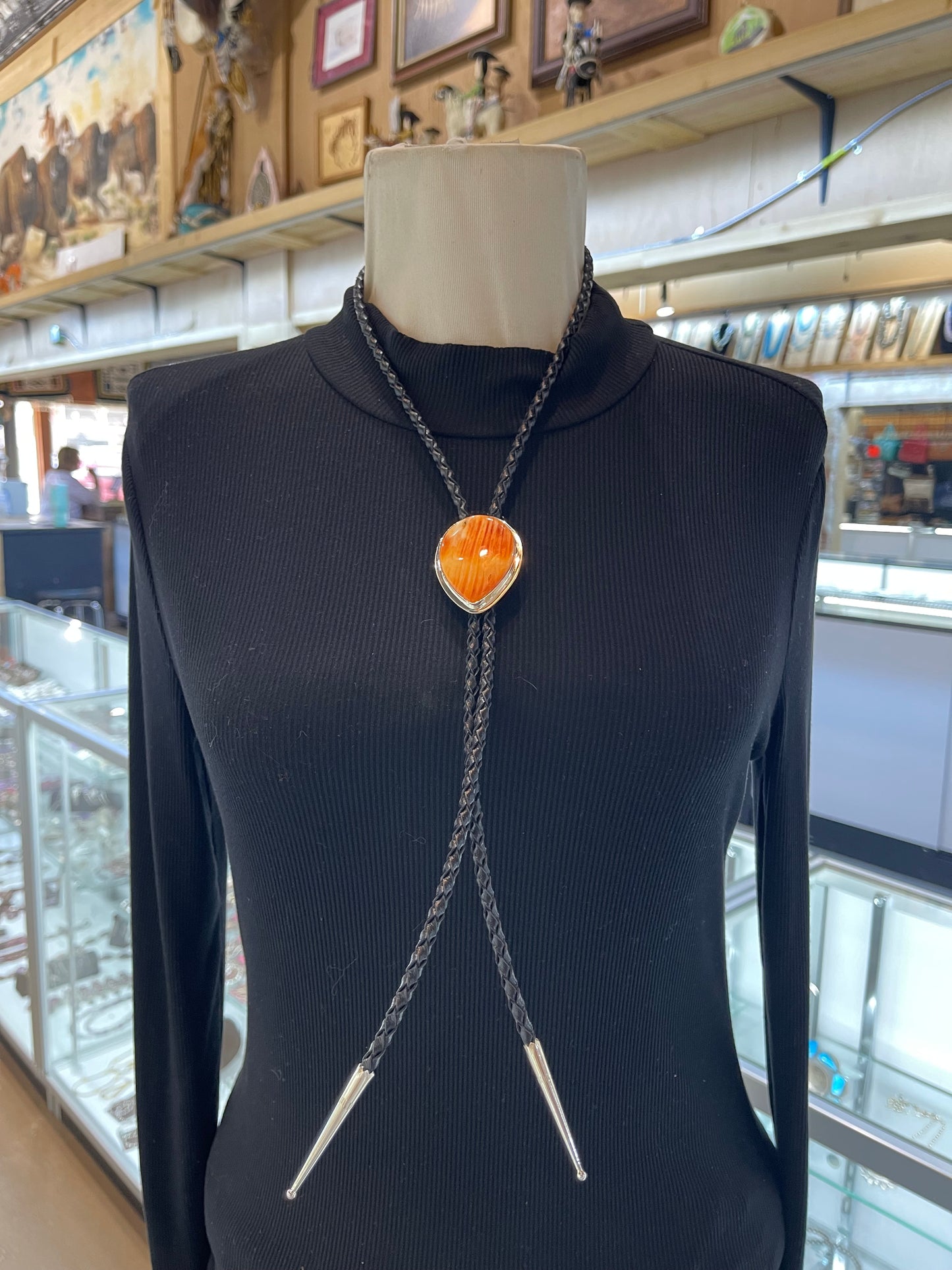 Spiny Oyster Shell Bolo Tie by Marie Jackson, Navajo