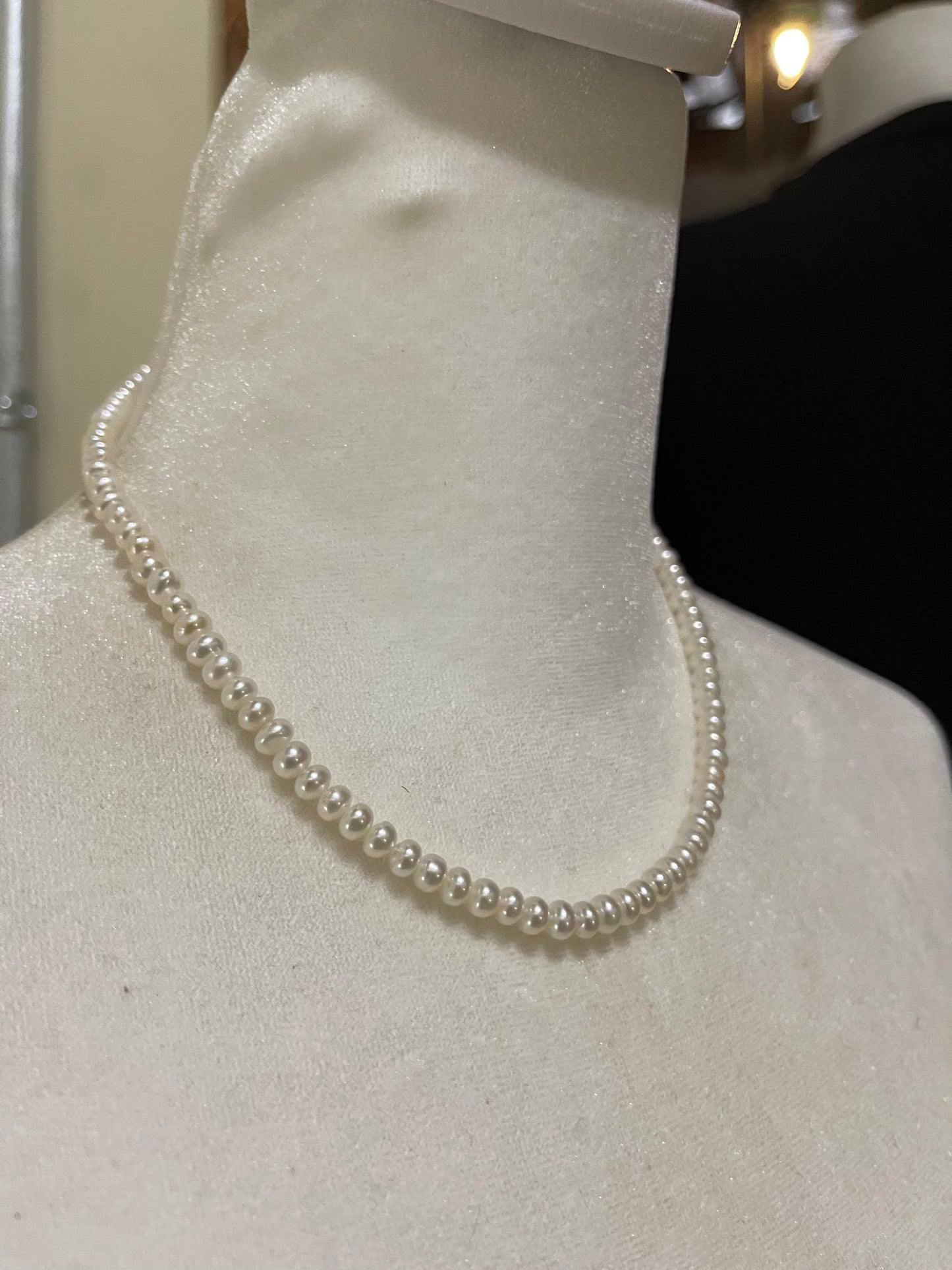 16" Freshwater Pearls Necklace, Navajo