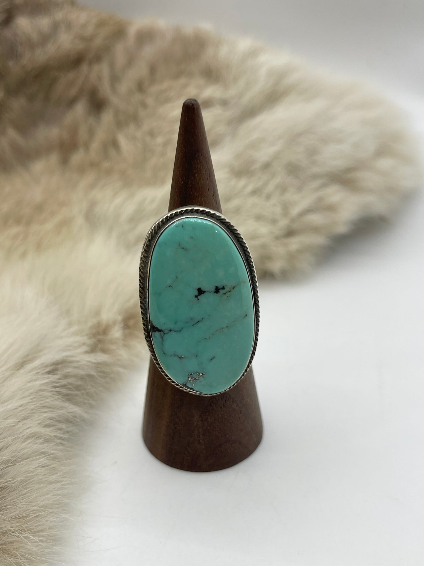 Size 8.0 Oval Kingman Turquoise Ring by Marie Jackson, Navajo