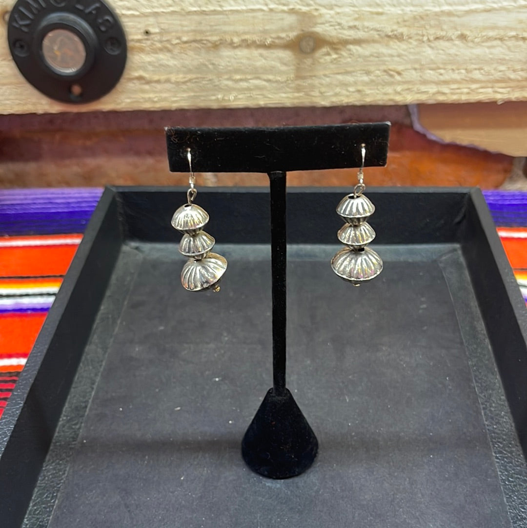 Handmade Stamped Navajo Pearl and Earring Set