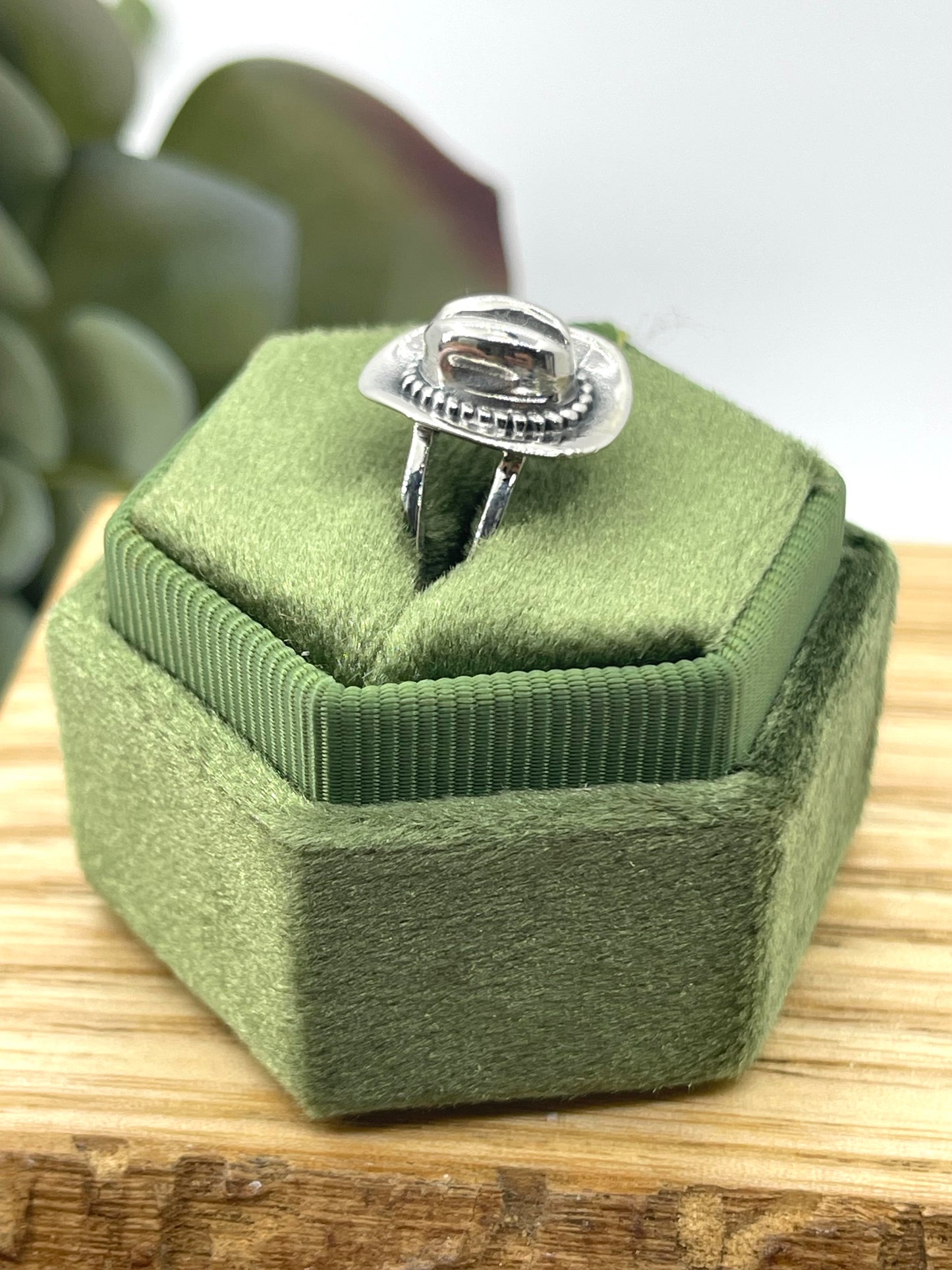 Cowboy Hat Ring