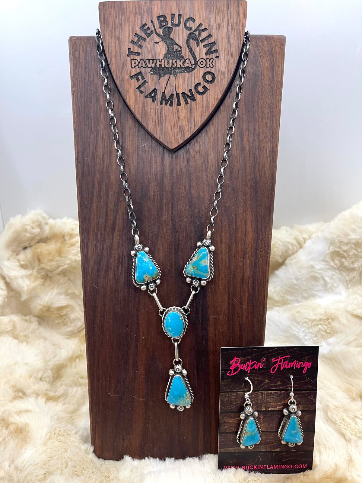LOT 8 A 10/25 20" 2 Piece Set Kingman Turquoise Earrings Necklace Set