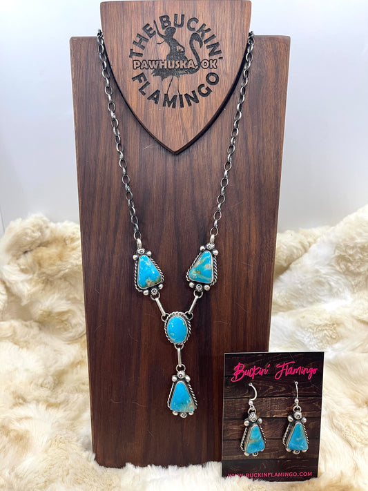 LOT 8 A 10/25 20" 2 Piece Set Kingman Turquoise Earrings Necklace Set