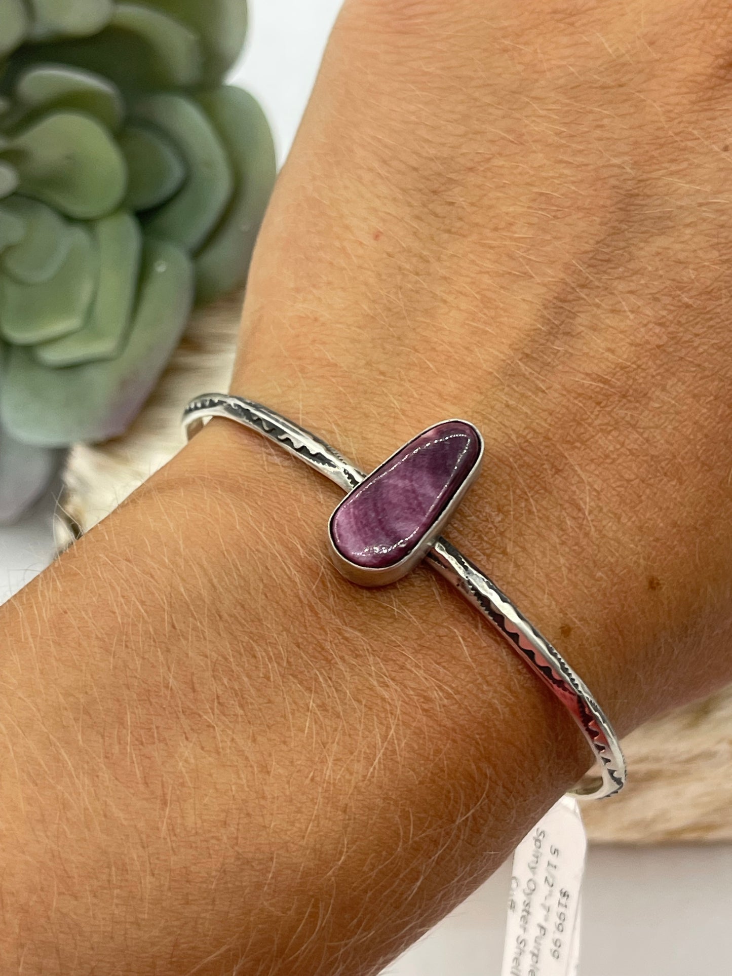 5 1/2"-7" Purple Spiny Oyster Shell Cuff