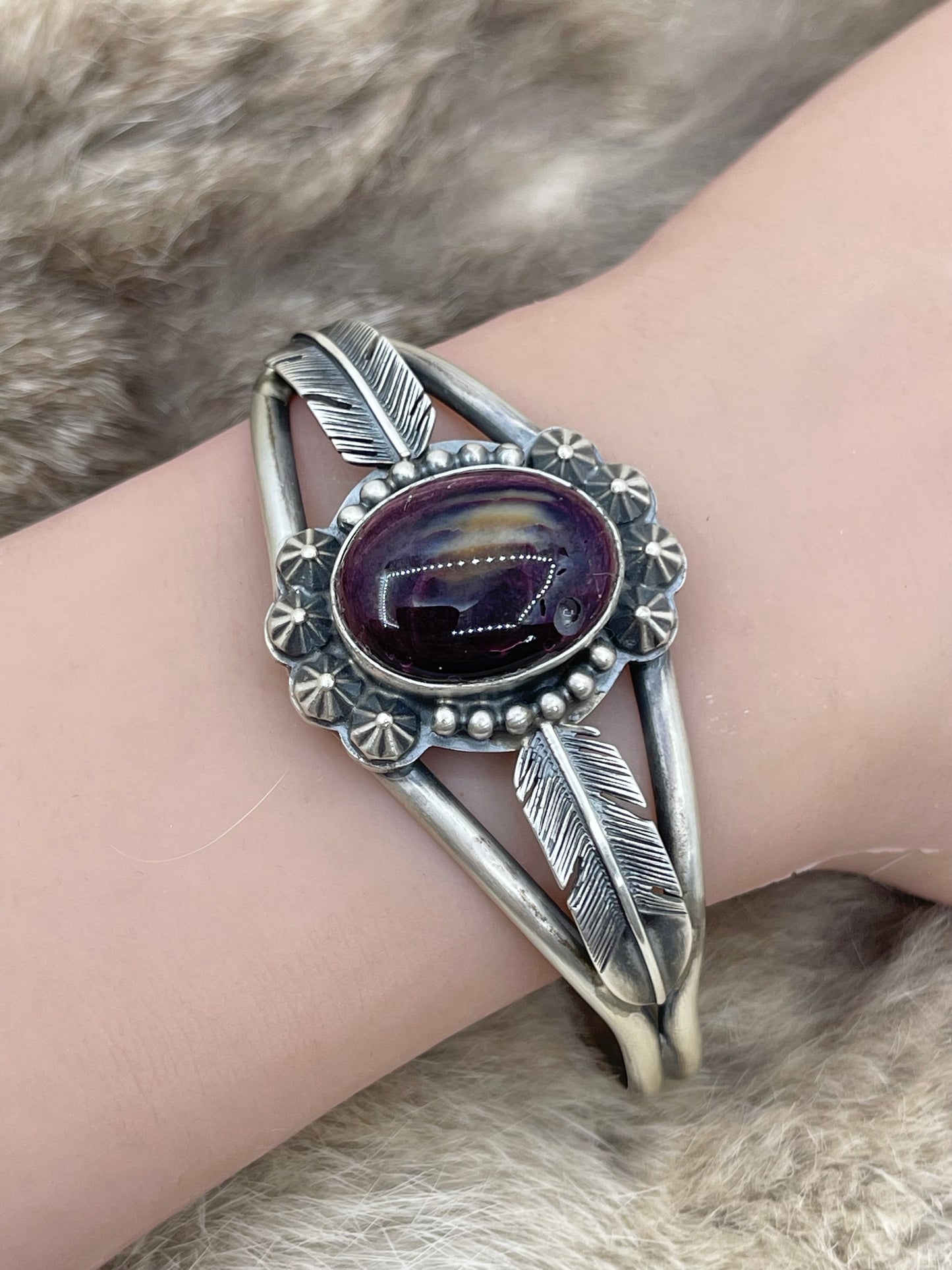 Purple Spiny Oyster Shell Cuff