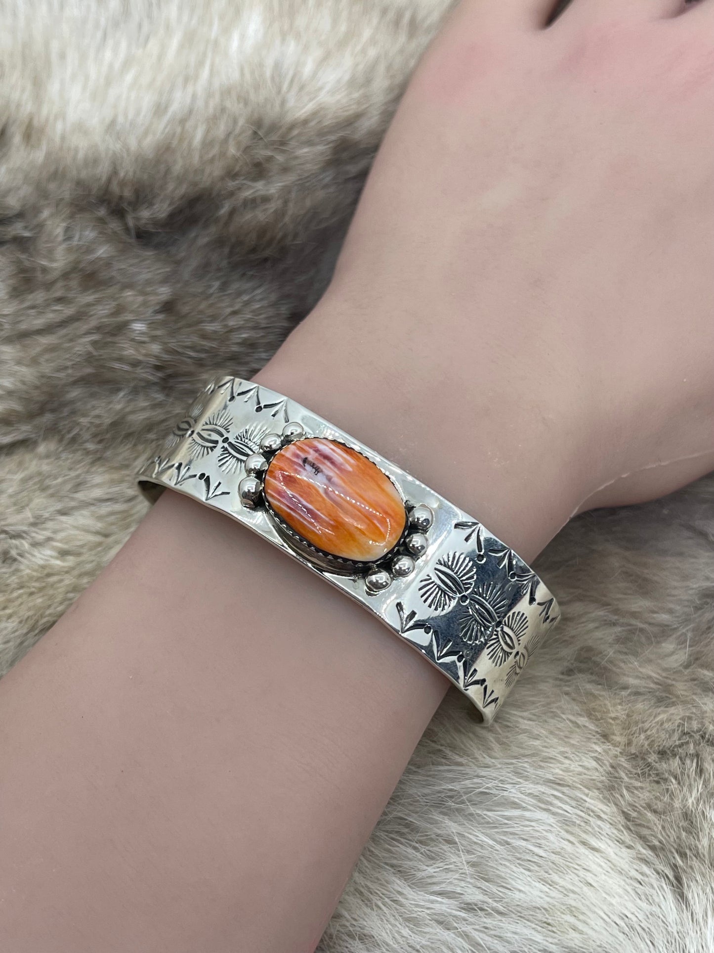 6.75" Spiny Oyster Cuff by Daniel Dakai, Navajo