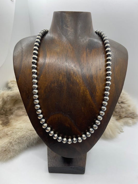 21.5” 8mm Navajo Style Pearls