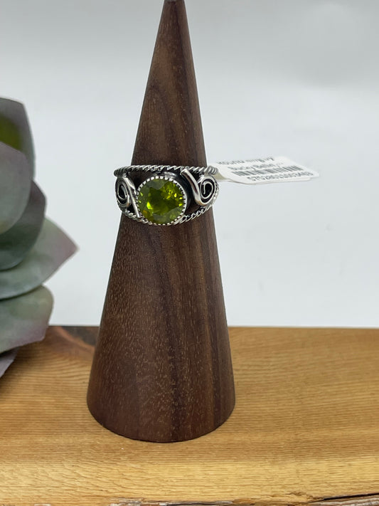 5.0 Peridot Round Ring by Bucky Belin, Navajo