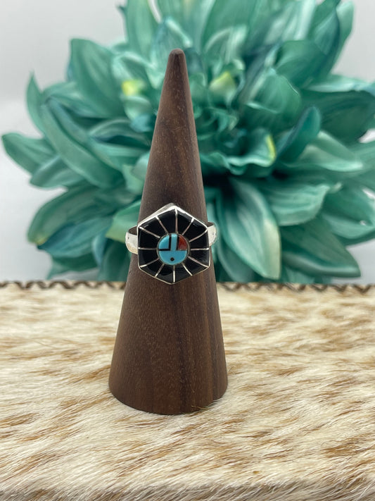 9.0 Zuni Sunface Ring