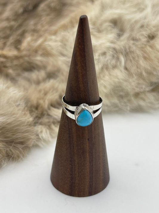 7.0 Turquoise Ring by Robinson Martinez, Navajo