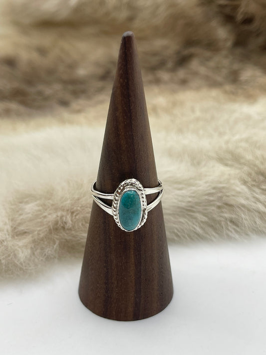 9.0 Single Oval Turquoise Ring by Gerald Joe, Navajo