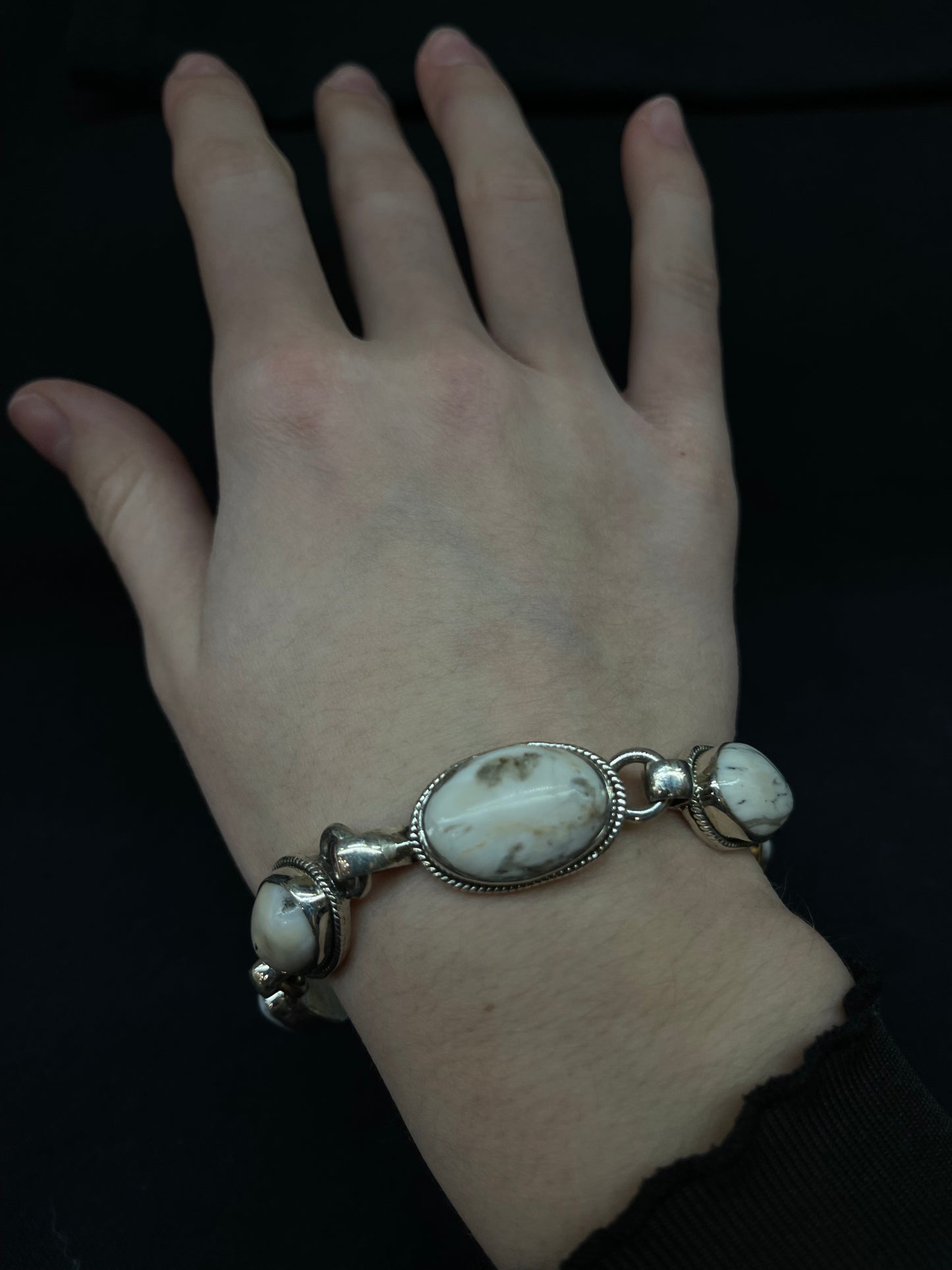 6 1/4"- 8 1/4" 5 Stone White Buffalo Bracelet