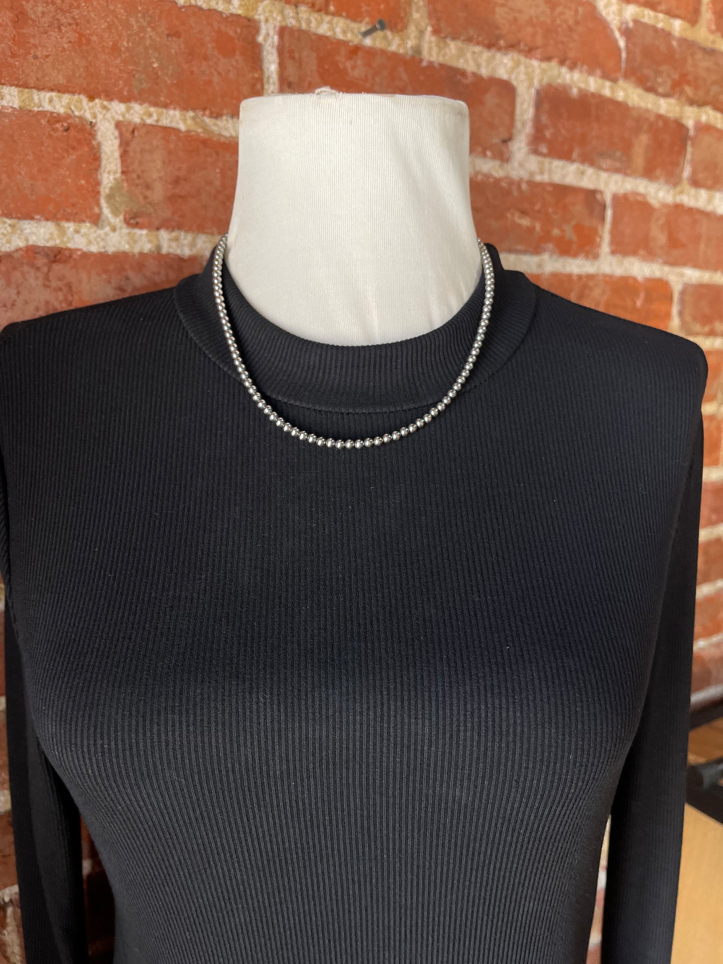 18” 4mm Navajo Pearls