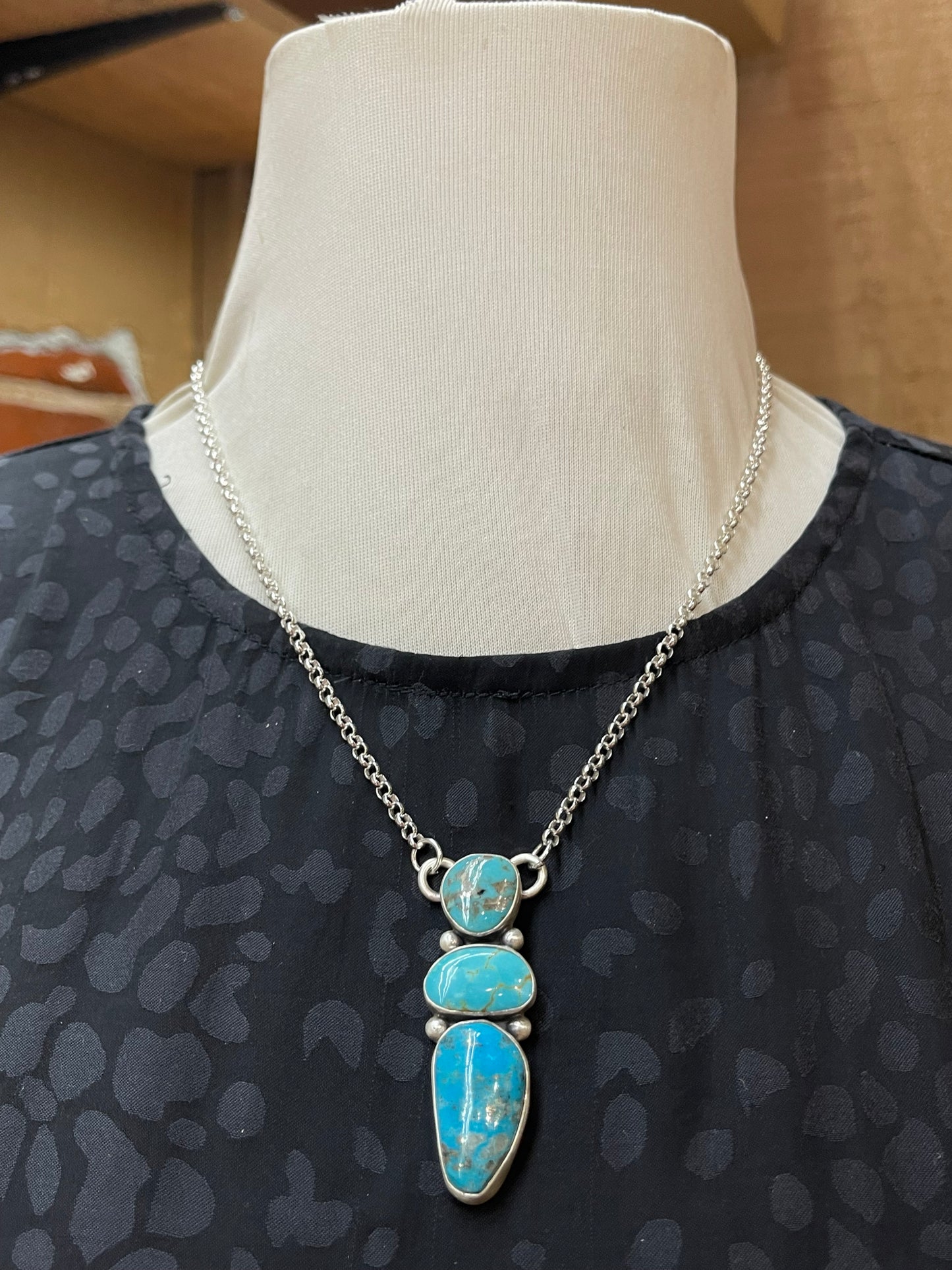 18" Three Stone Kingman Turquoise Necklace