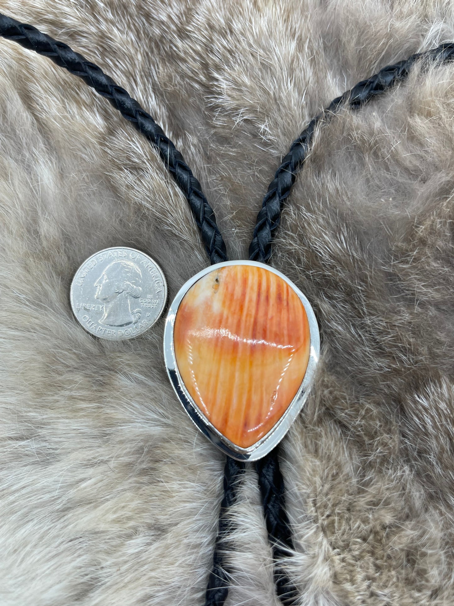 Spiny Oyster Shell Bolo Tie by Marie Jackson, Navajo