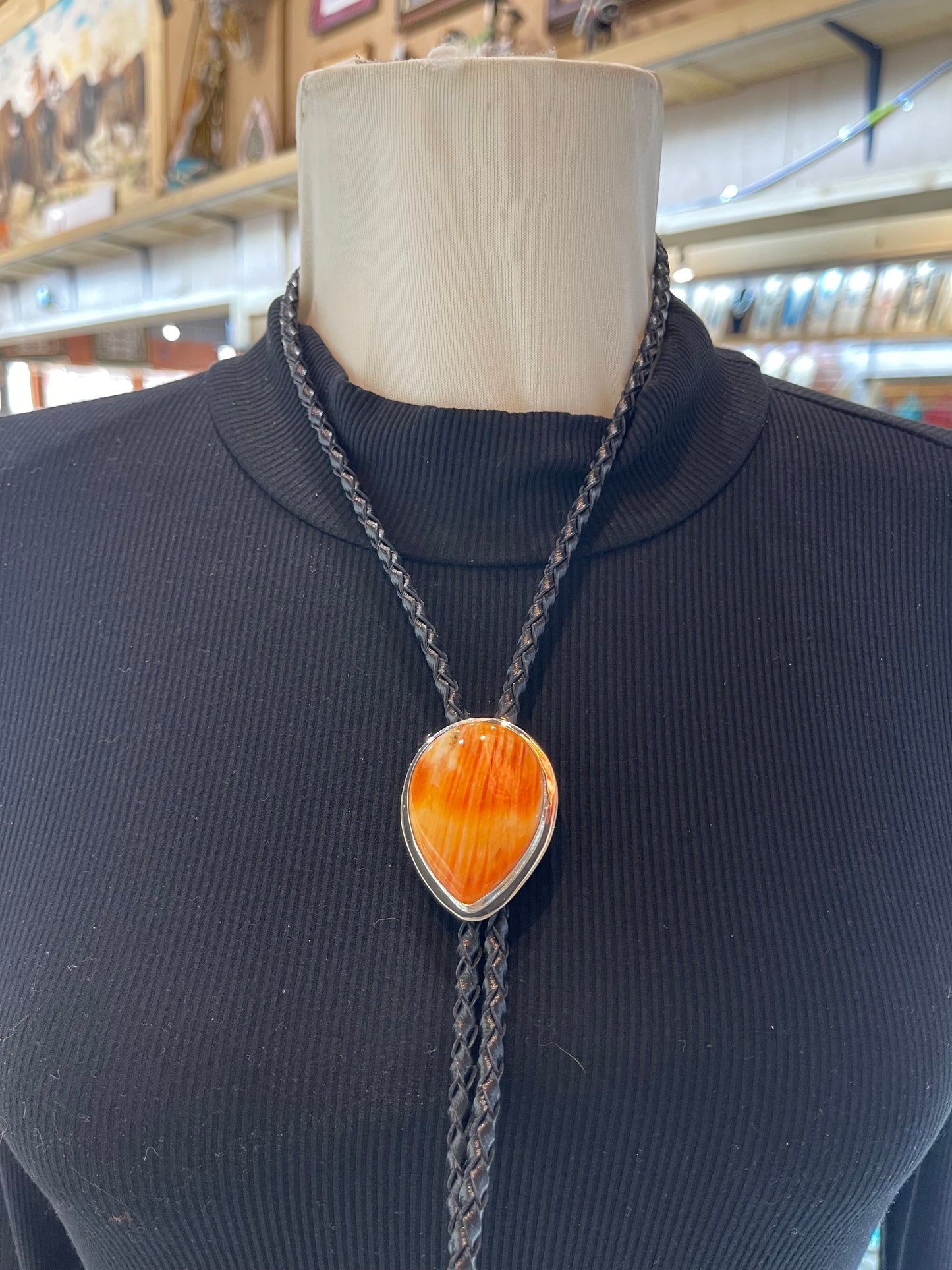 Spiny Oyster Shell Bolo Tie by Marie Jackson, Navajo