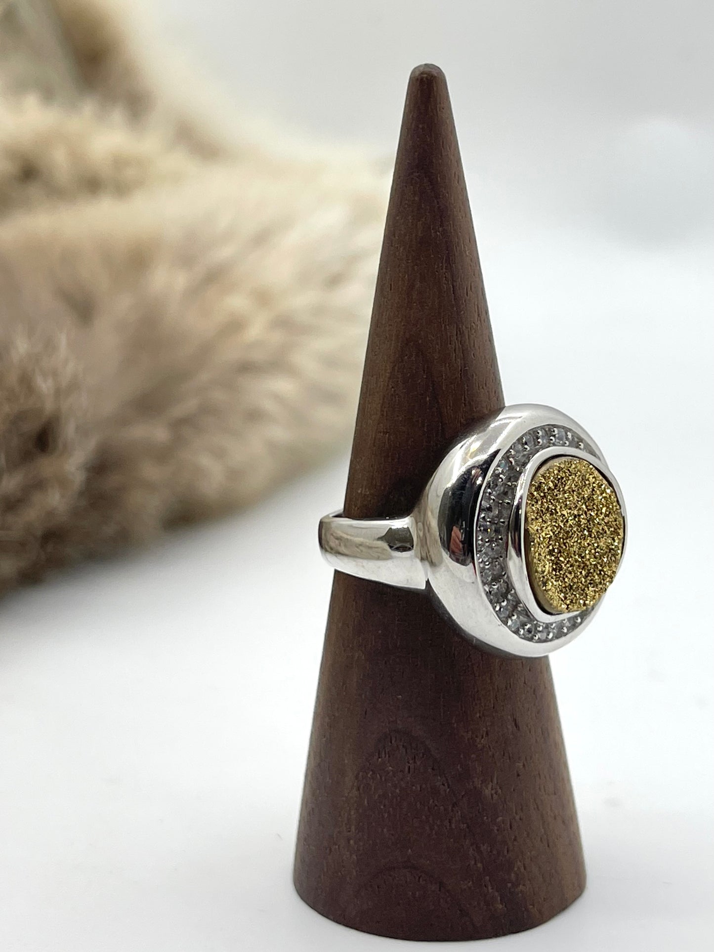9.0 Gold Druzy Ring