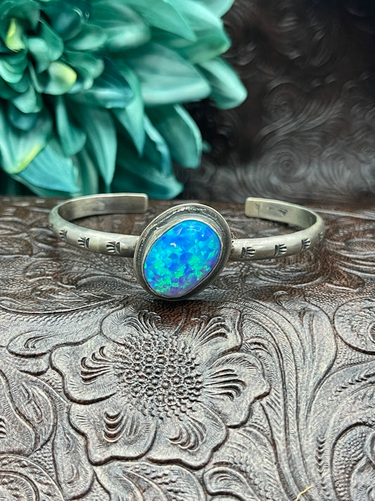 5.75" - 7.25" Opal Single Stone Cuff