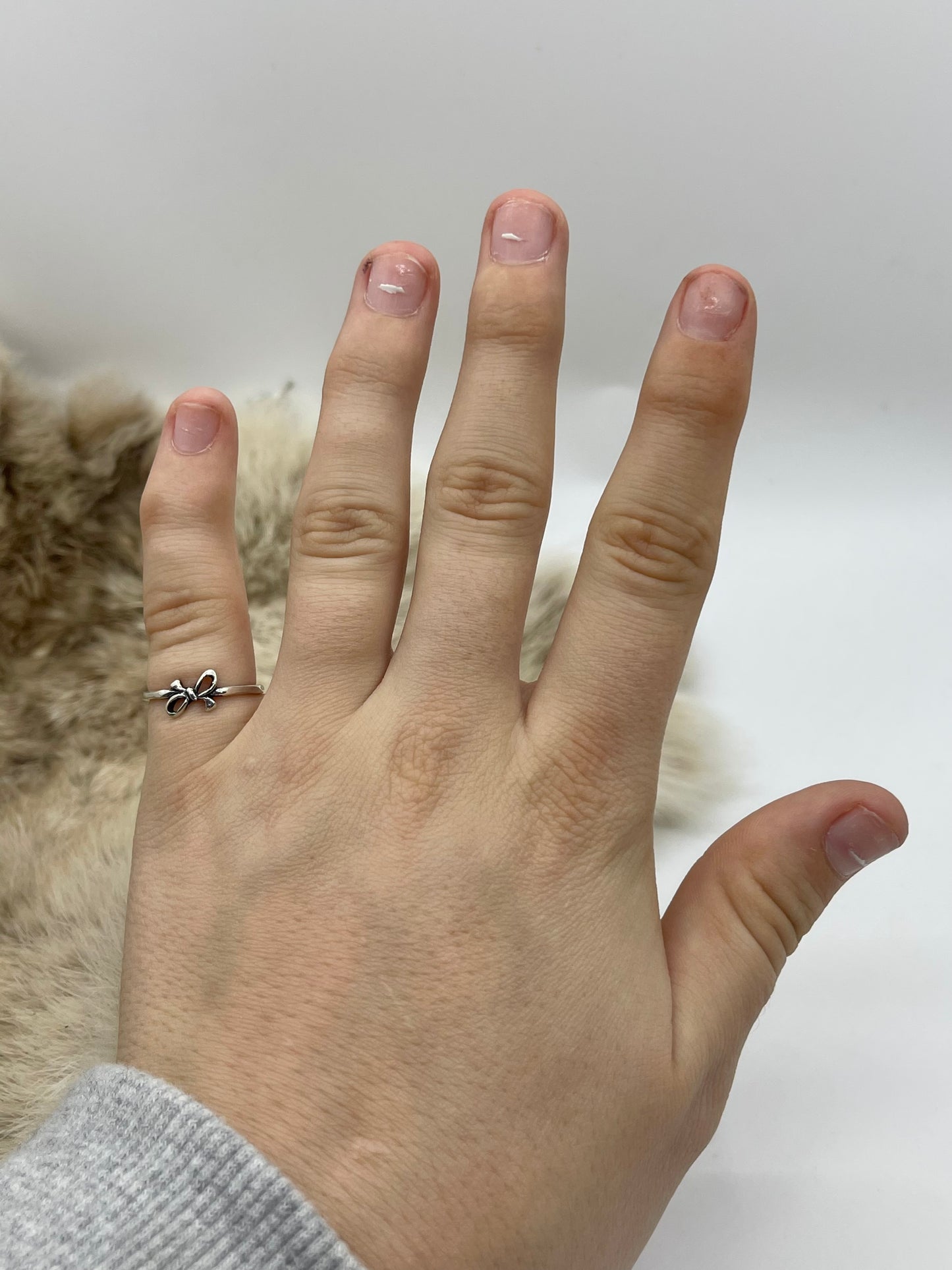 8.0 Sterling Silver Dainty Bow Ring