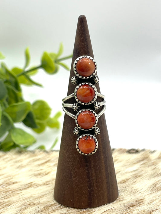 6.0 Spiny Oyster 4 Stone Ring