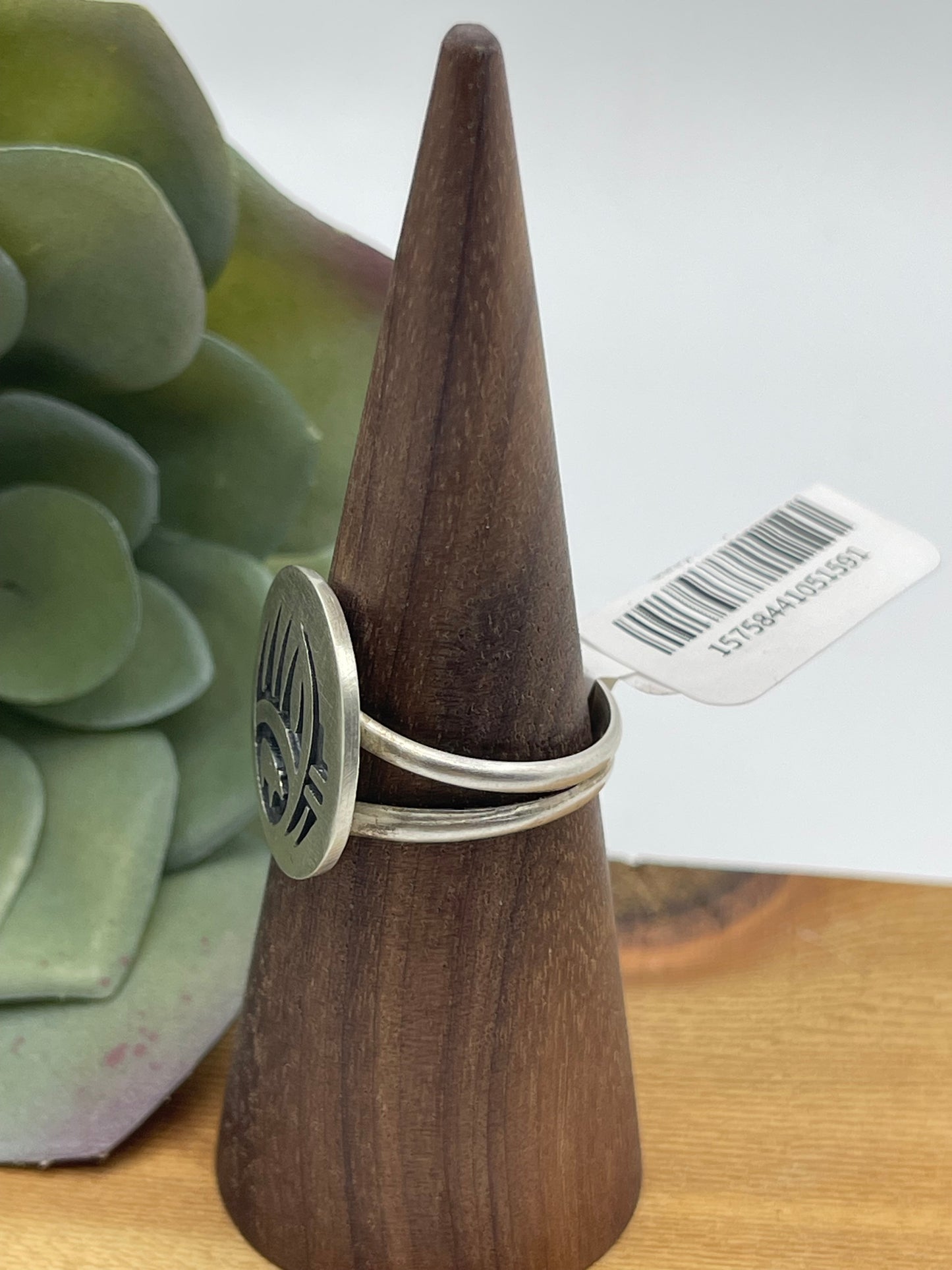9.0 Silver Bear Paw Ring by Trinidad Lucas, Hopi