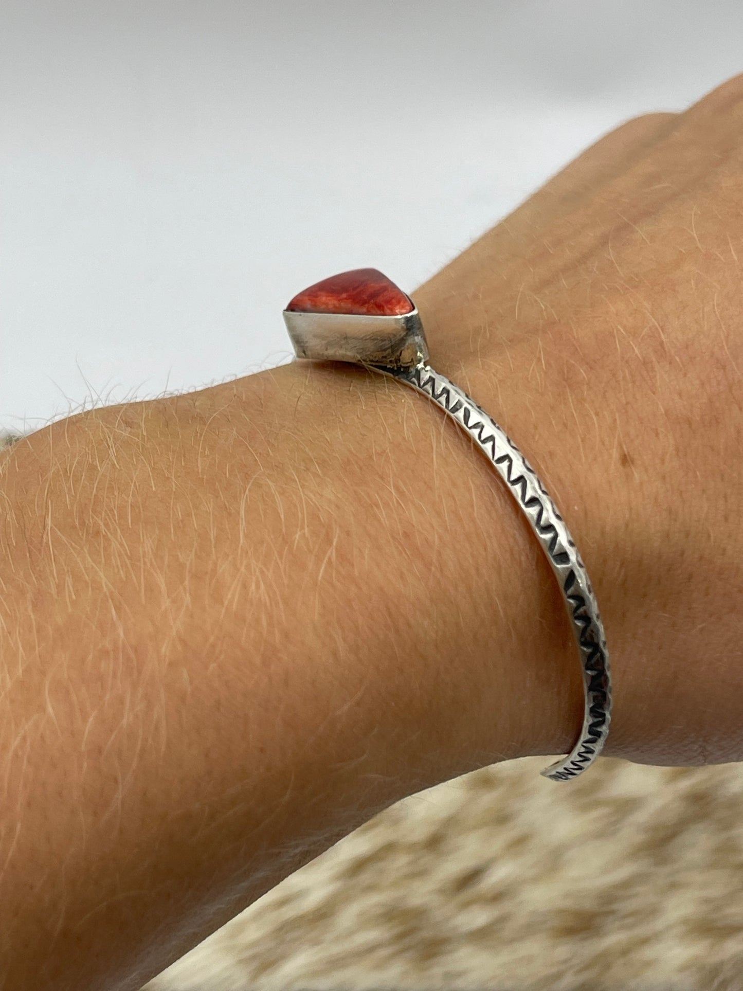 5 1/4"-7 1/2" Red Spiny Oyster shell Triangle Wire Cuff by Judith Dixon, Navajo