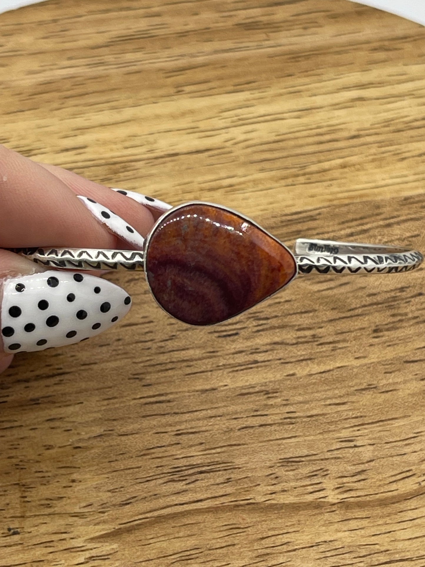 Spiney Oyster Single Stone Stamped Triangle Wire Cuff by Judith Dixon, Navajo