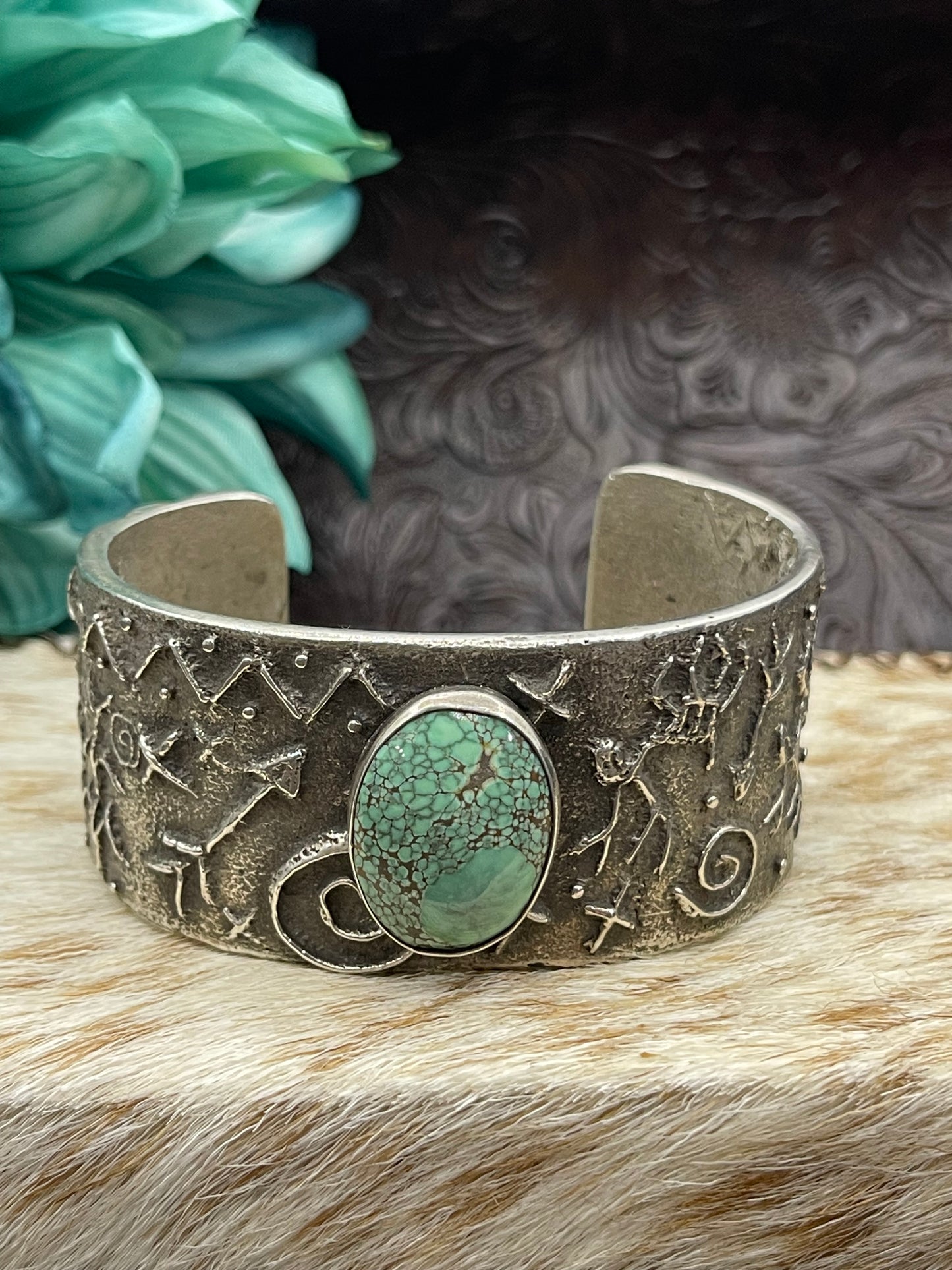 7.25" Tufa Cast Cuff
