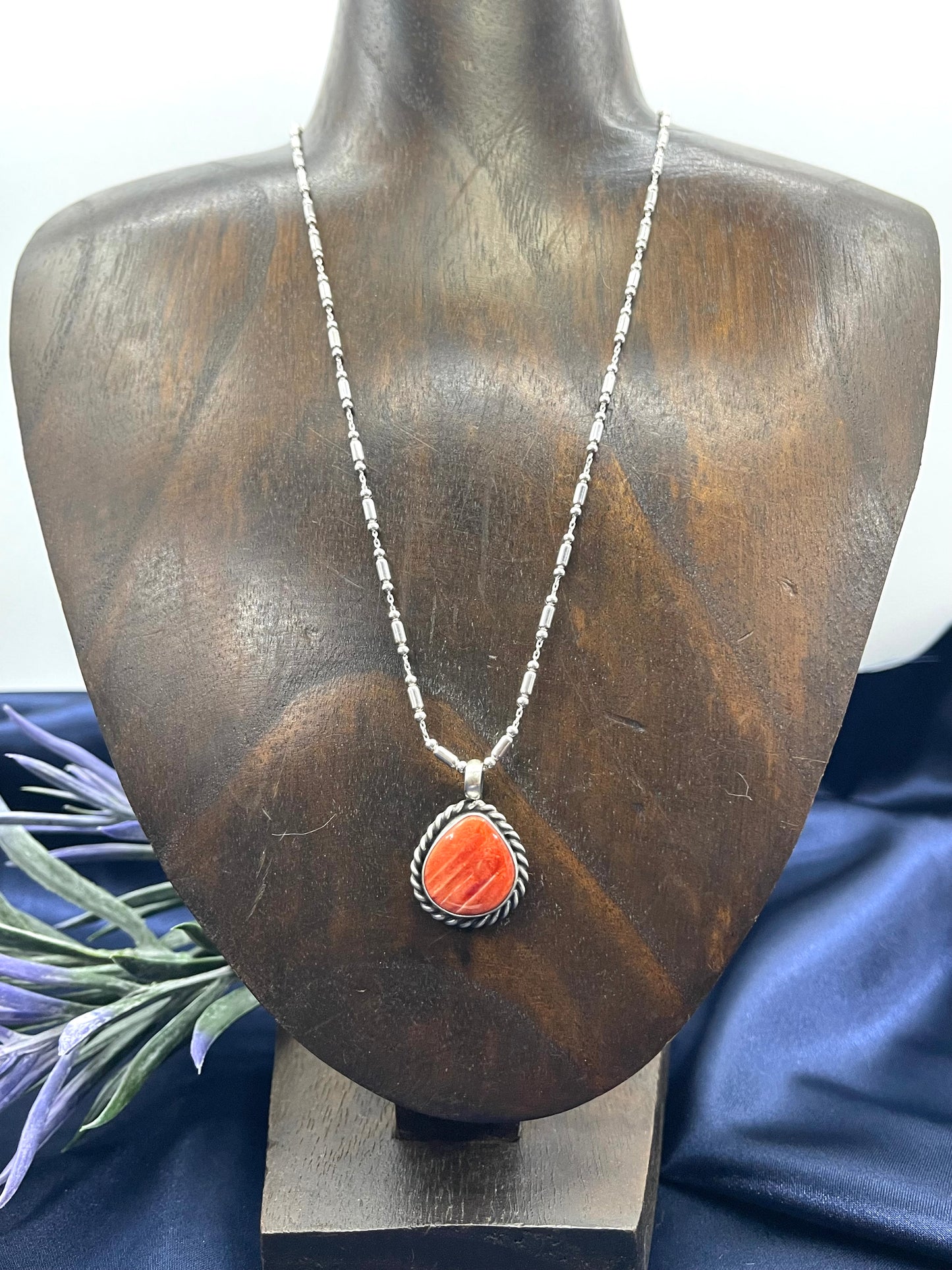 18" Red Spiny Oyster Shell Necklace
