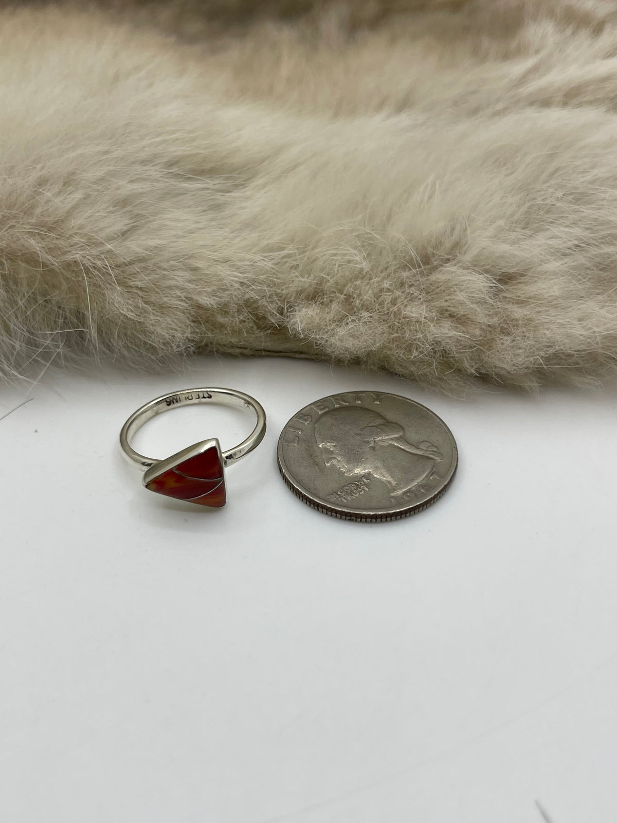 6.5 Inlaid Spiny Oyster Ring