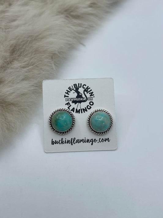 Kingman Turquoise Round with Rope Border 13mm Post in Middle