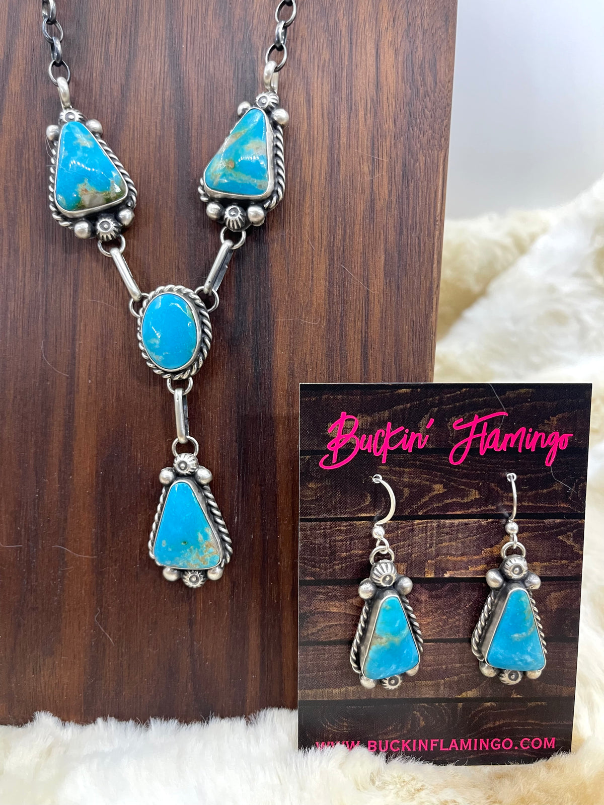 LOT 8 A 10/25 20" 2 Piece Set Kingman Turquoise Earrings Necklace Set