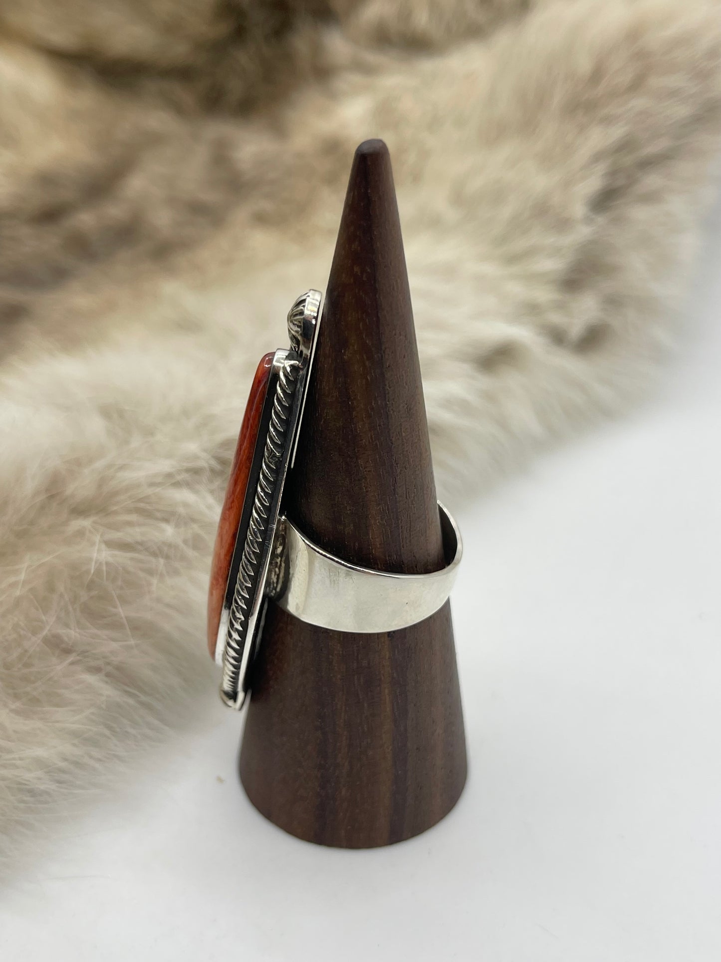 10.5 Spiny Oyster Ring by Marie Jackson, Navajo