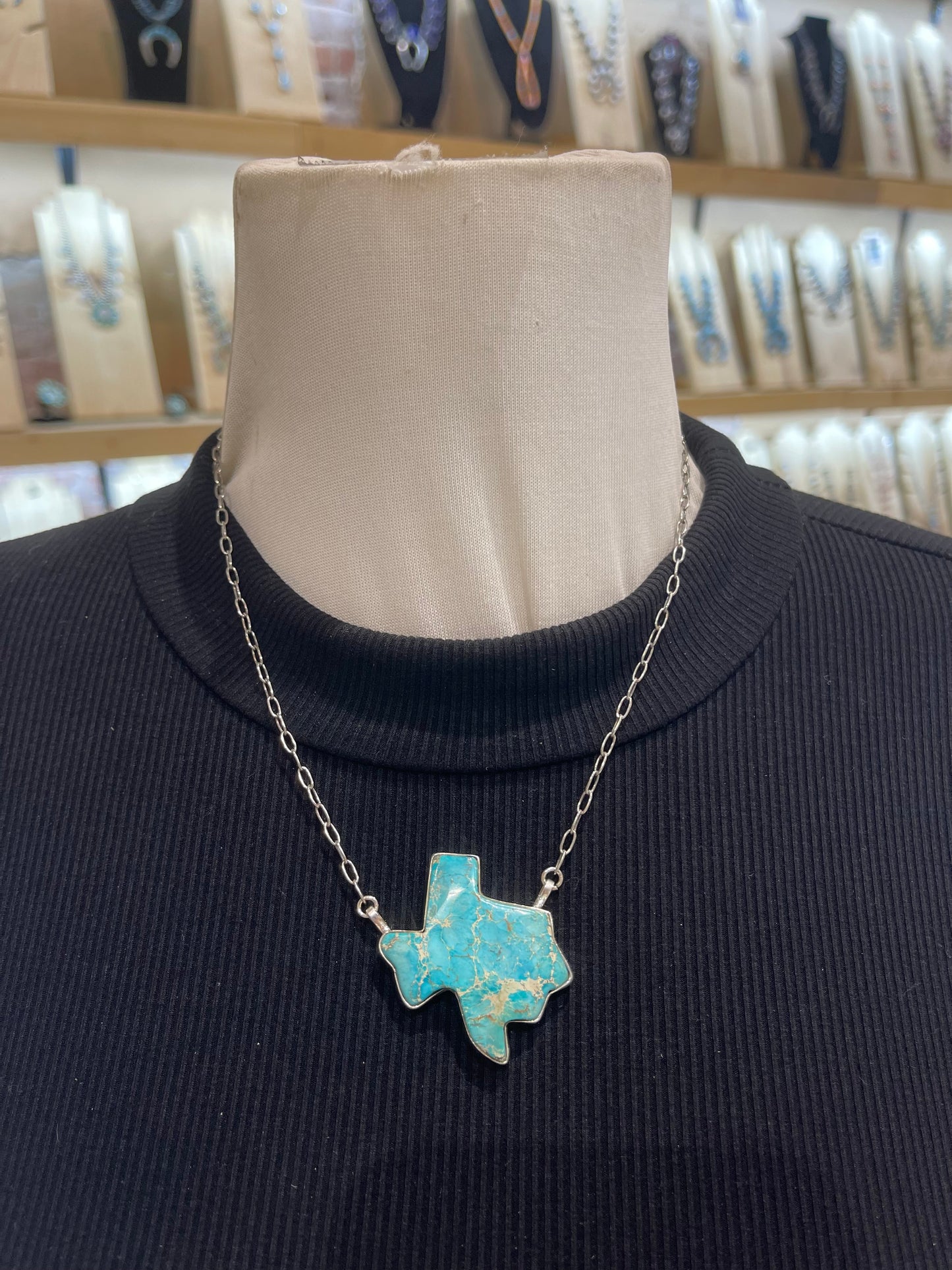 17" Magnesite Texas Necklace