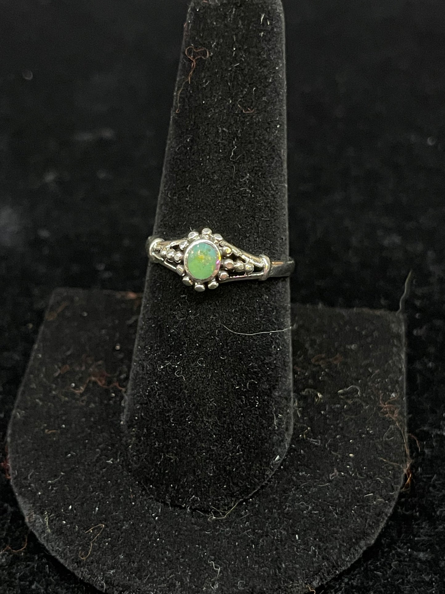 ￼Dainty Turquoise Ring