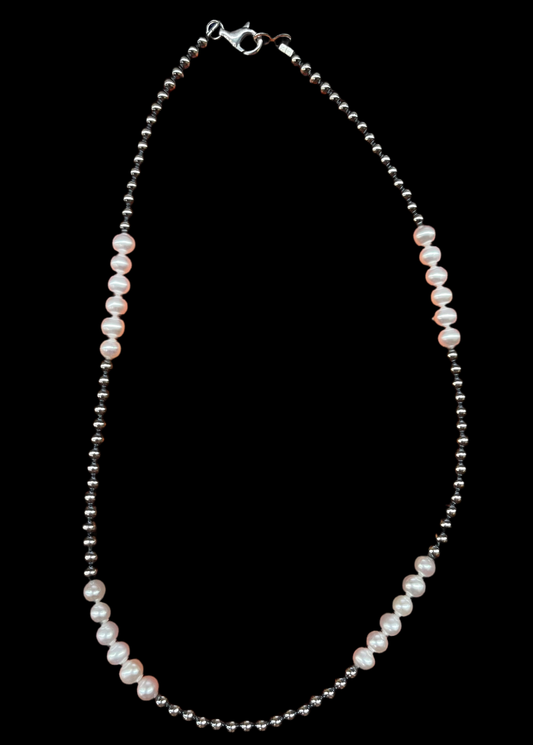 18" 4mm Navajo Pearls and Fresh Water Pearls