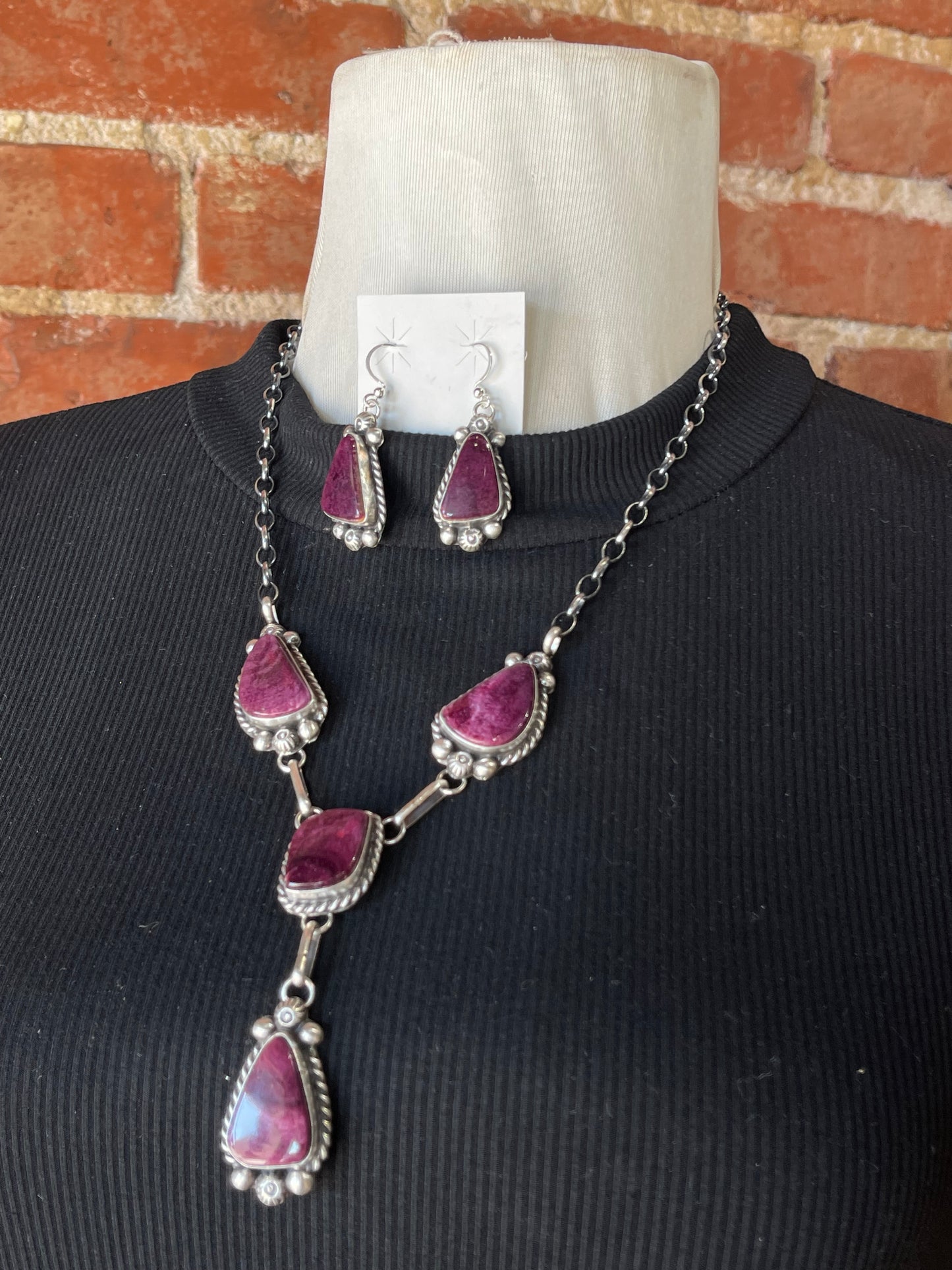 20" Purple Spiney Oyster Lariat Set by Augustine Largo, Navjo