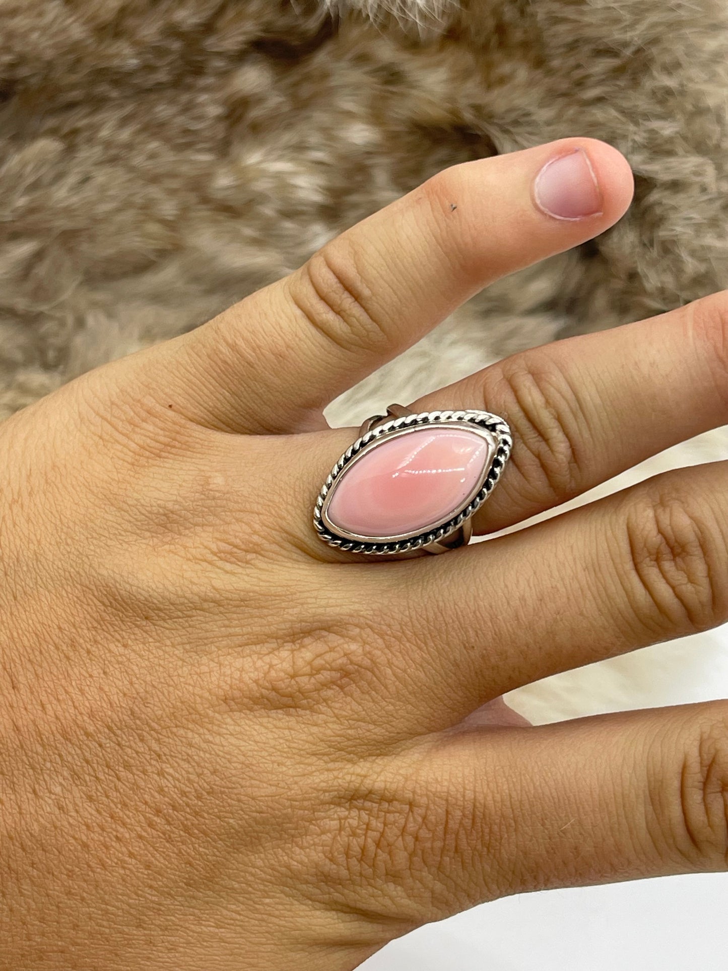 7.5 Pink Conch Shell Ring by Joelias Draper, Navajo
