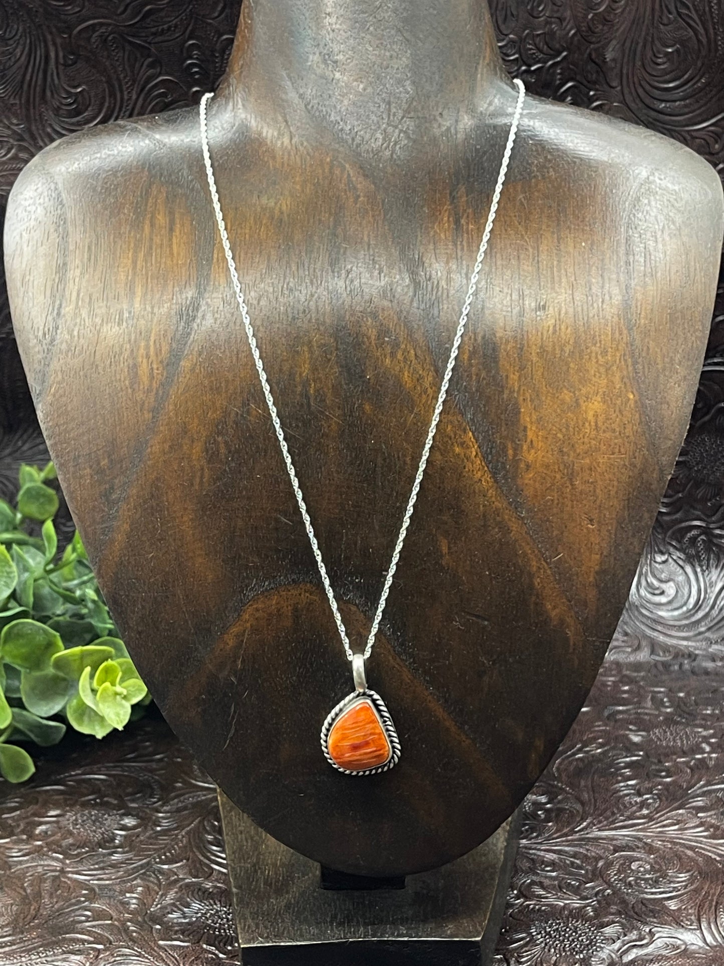 18" Spiny Oyster Pendant by Johnny Dixon, Navajo