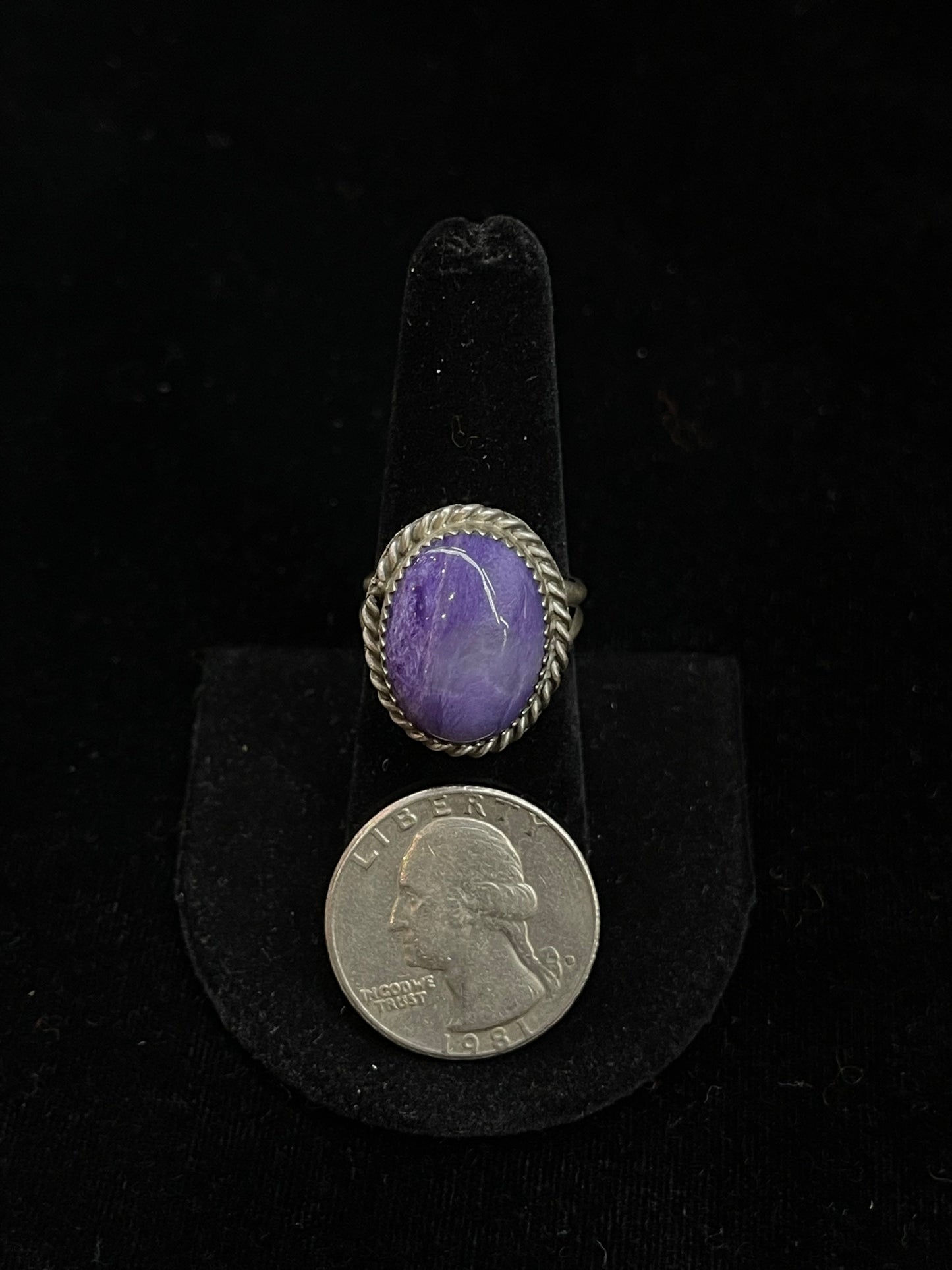 8.0 Charoite Oval Ring