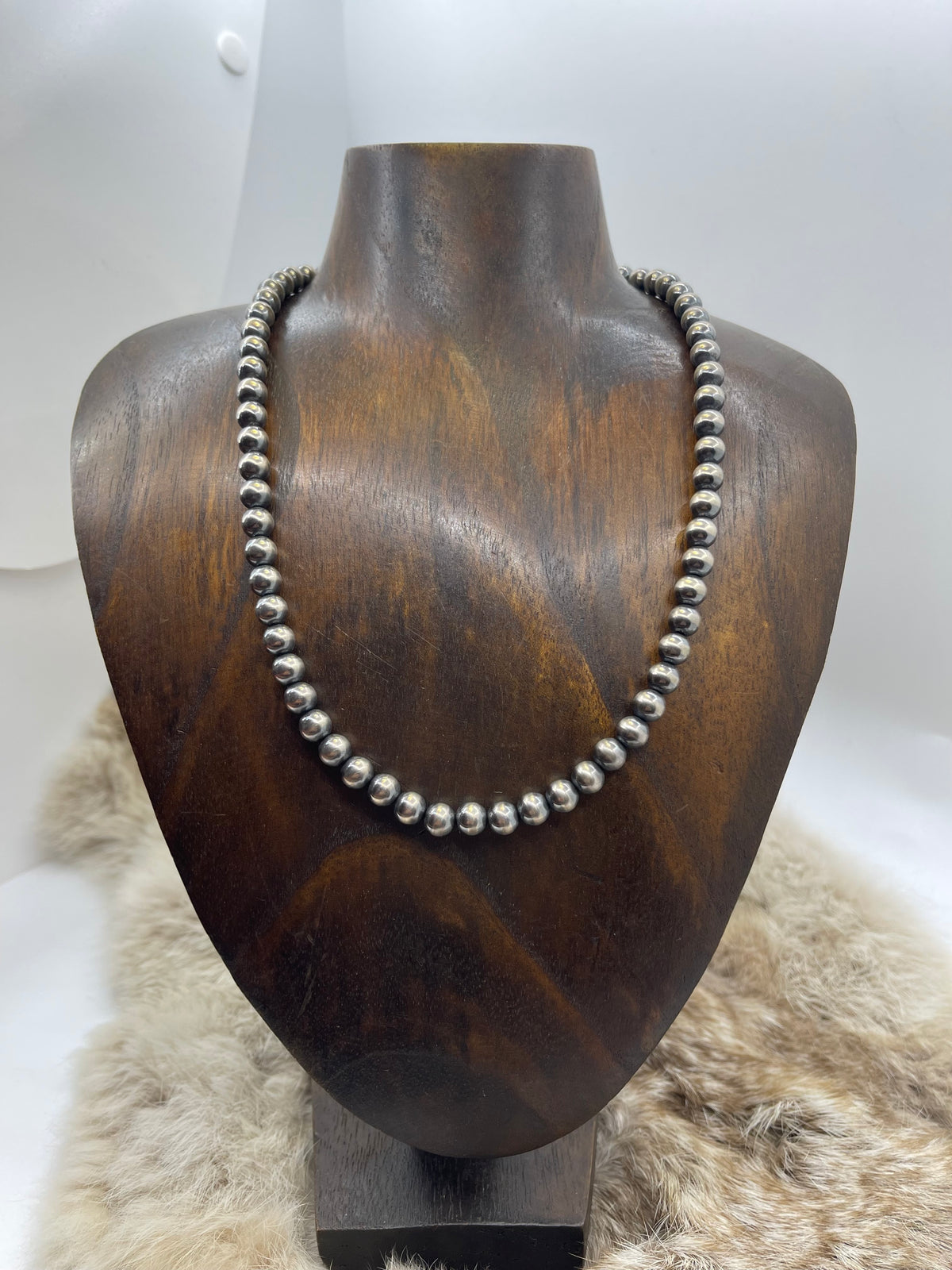 18” 7mm Navajo Style Pearls