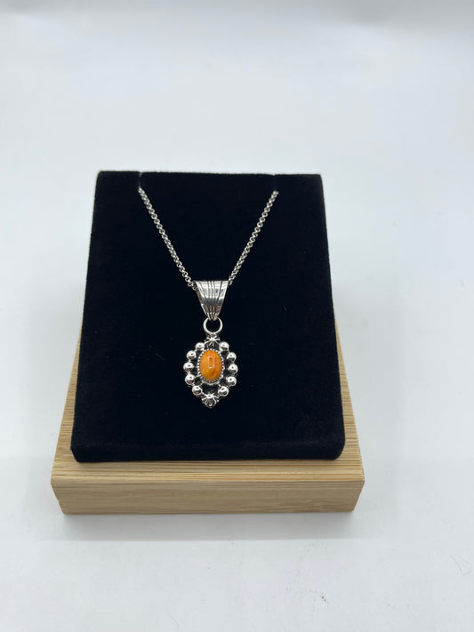 18" Orange Spiny Oyster necklace with a 6mm Bale by Mike Smith, Navajo